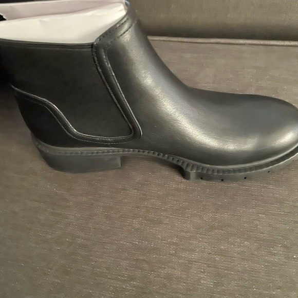 Coach Lenora Leather Boot Black Size 8.5B - Picture 3 of 5